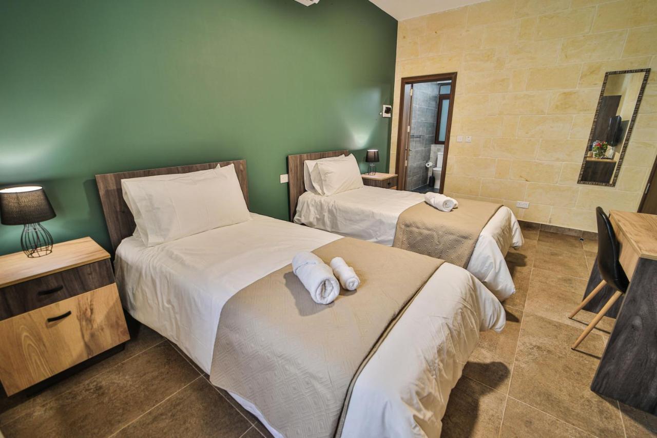 49 Sunrise Lodge Għajnsielem Exterior foto